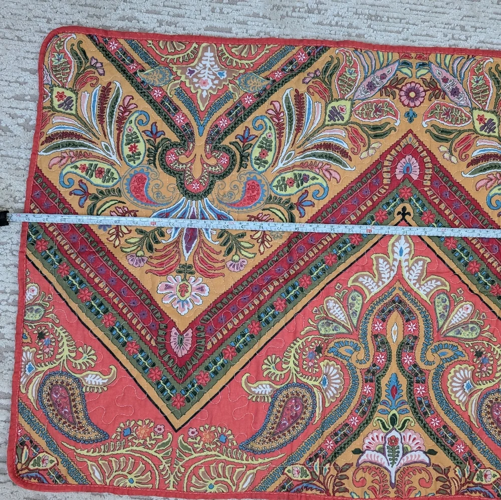 Paisley quilt bedspread twin size reversible with pillow sham by Baltic Linen Co